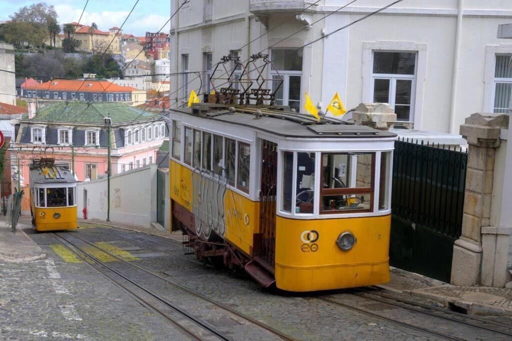 B2 Beautiful Sunny Loft Bairro Alto - Bica Lejlighed