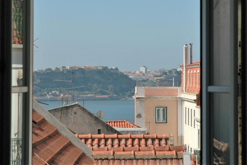 B2 Beautiful Sunny Loft Bairro Alto - Bica Apartamento
